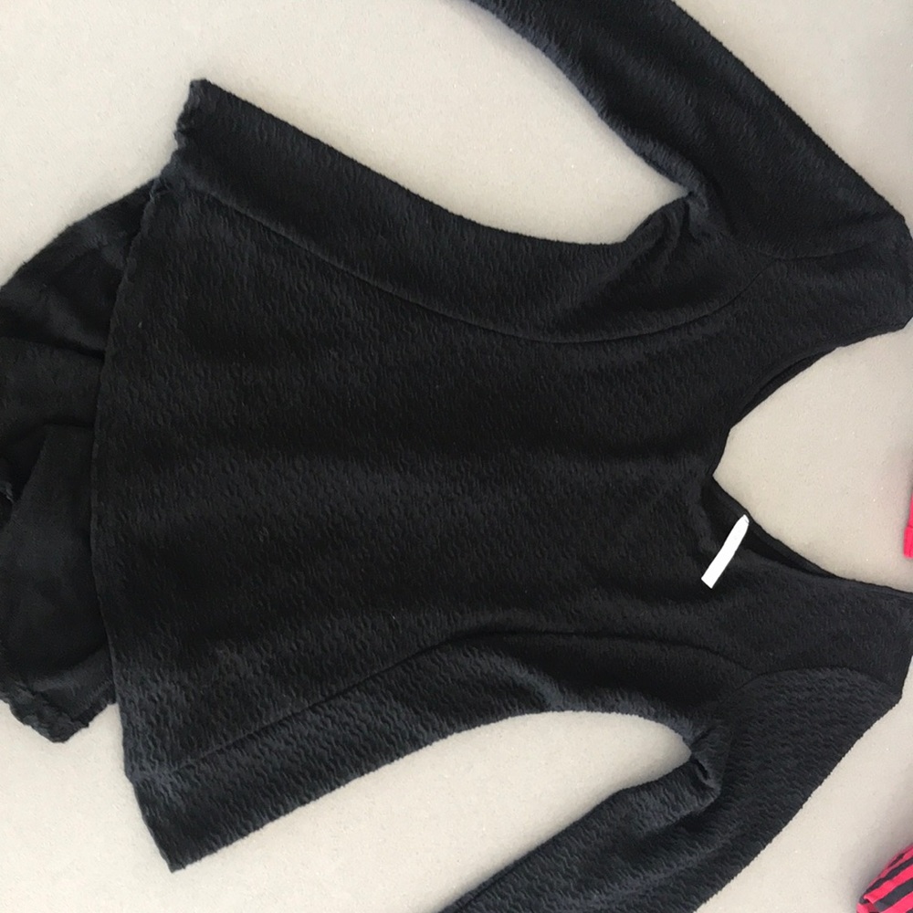 Black long sleeve, Ruffle back shirt. Medium